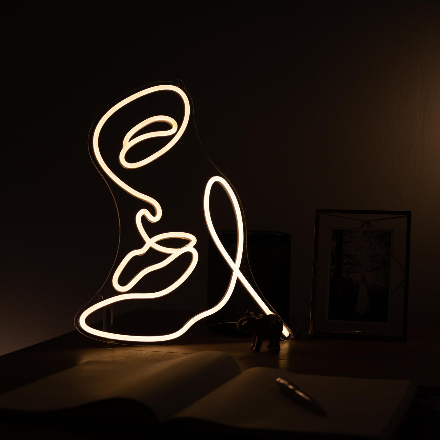 Elegant Line Art - LED Mini Glow Sign