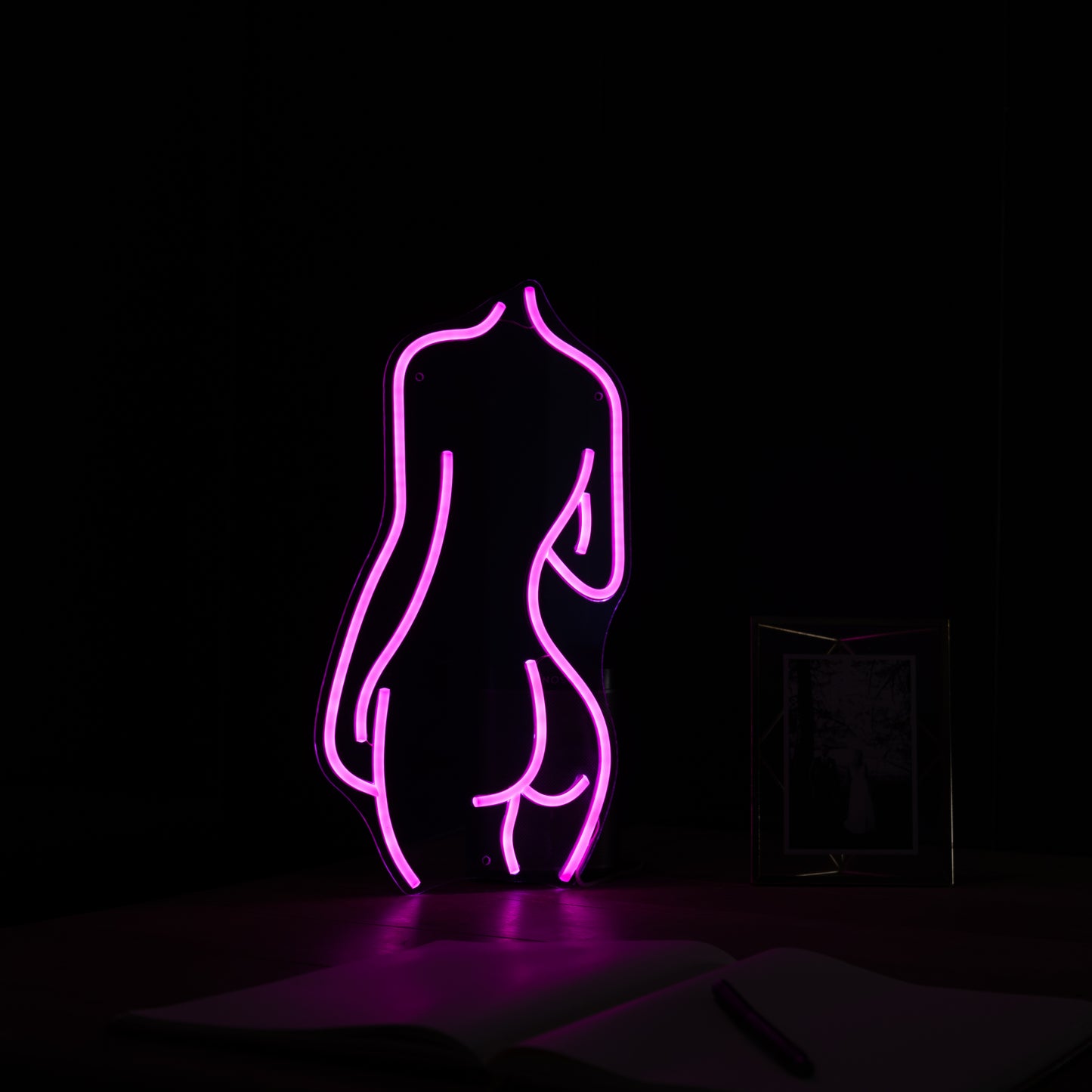 female silhouette - LED Mini Glow Sign