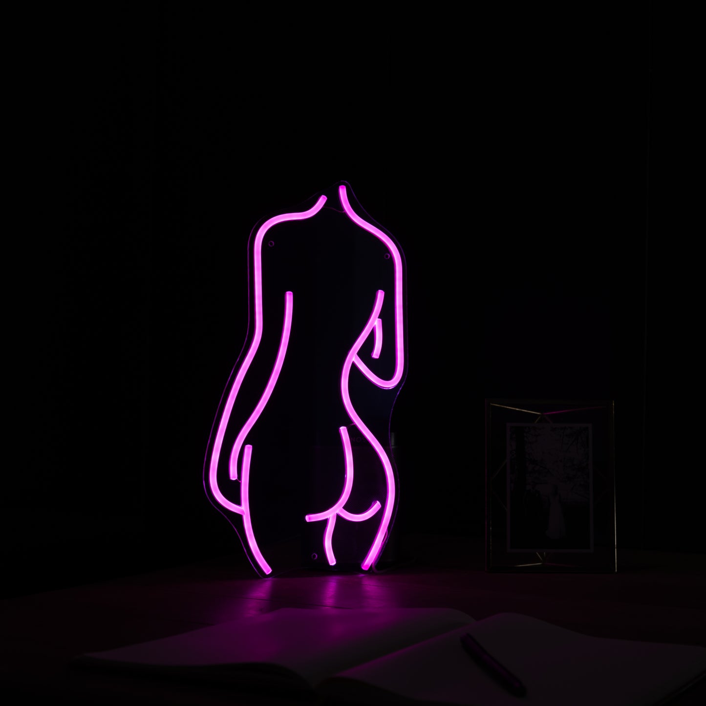 female silhouette - LED Mini Glow Sign